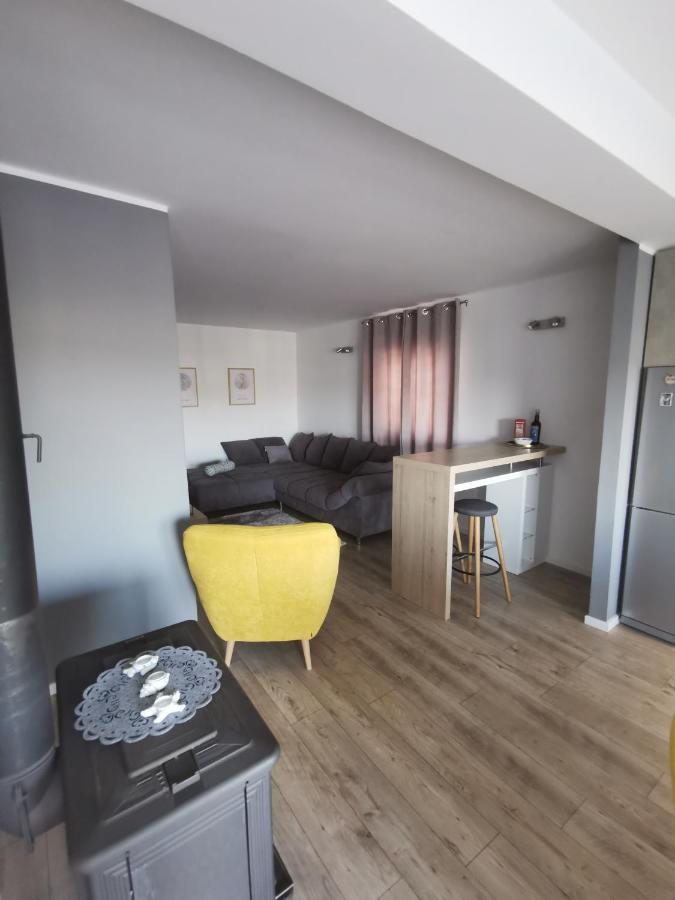 Guest Accommodation House Greta Tribalj Exterior foto