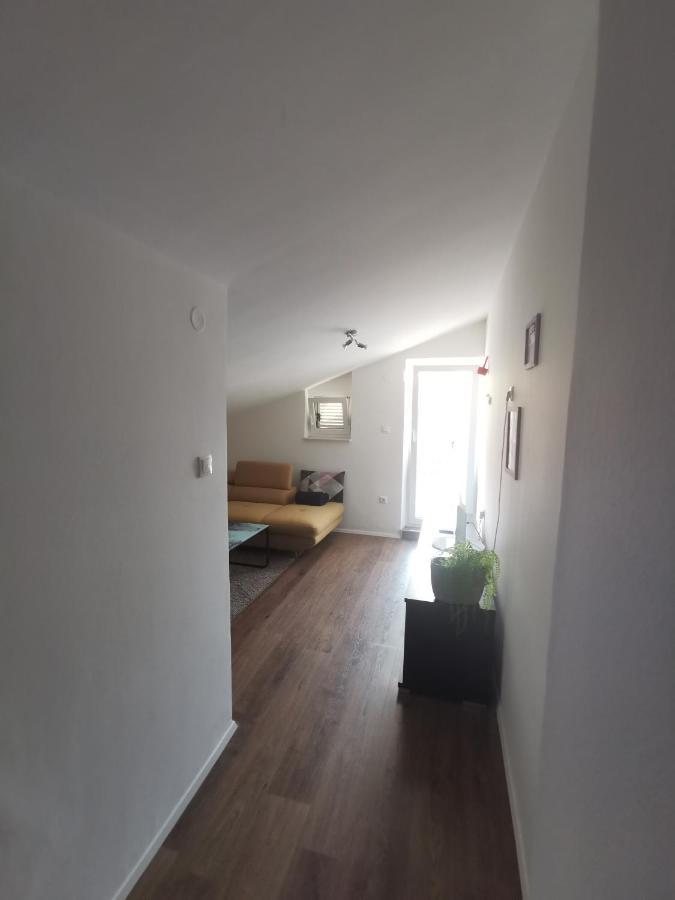 Guest Accommodation House Greta Tribalj Exterior foto